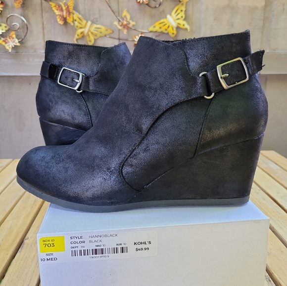 Black Booties - Picture 15 of 15